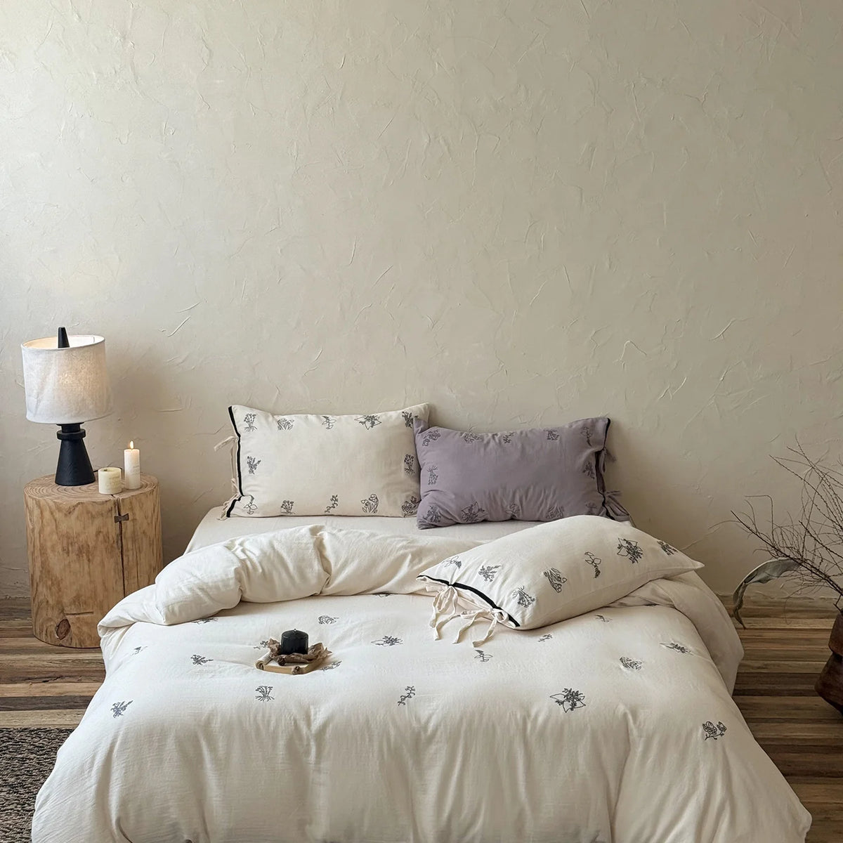 Bedding Set Cotton-Linen Floral Embroidery Bow-Closure Pillowcases
