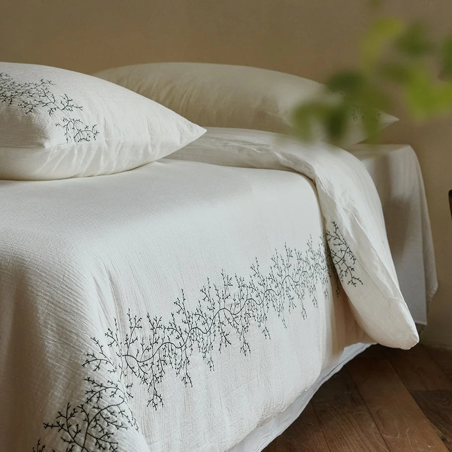 Bedding Set Cotton Muslin Delicate Branch Embroidery 4-Piece