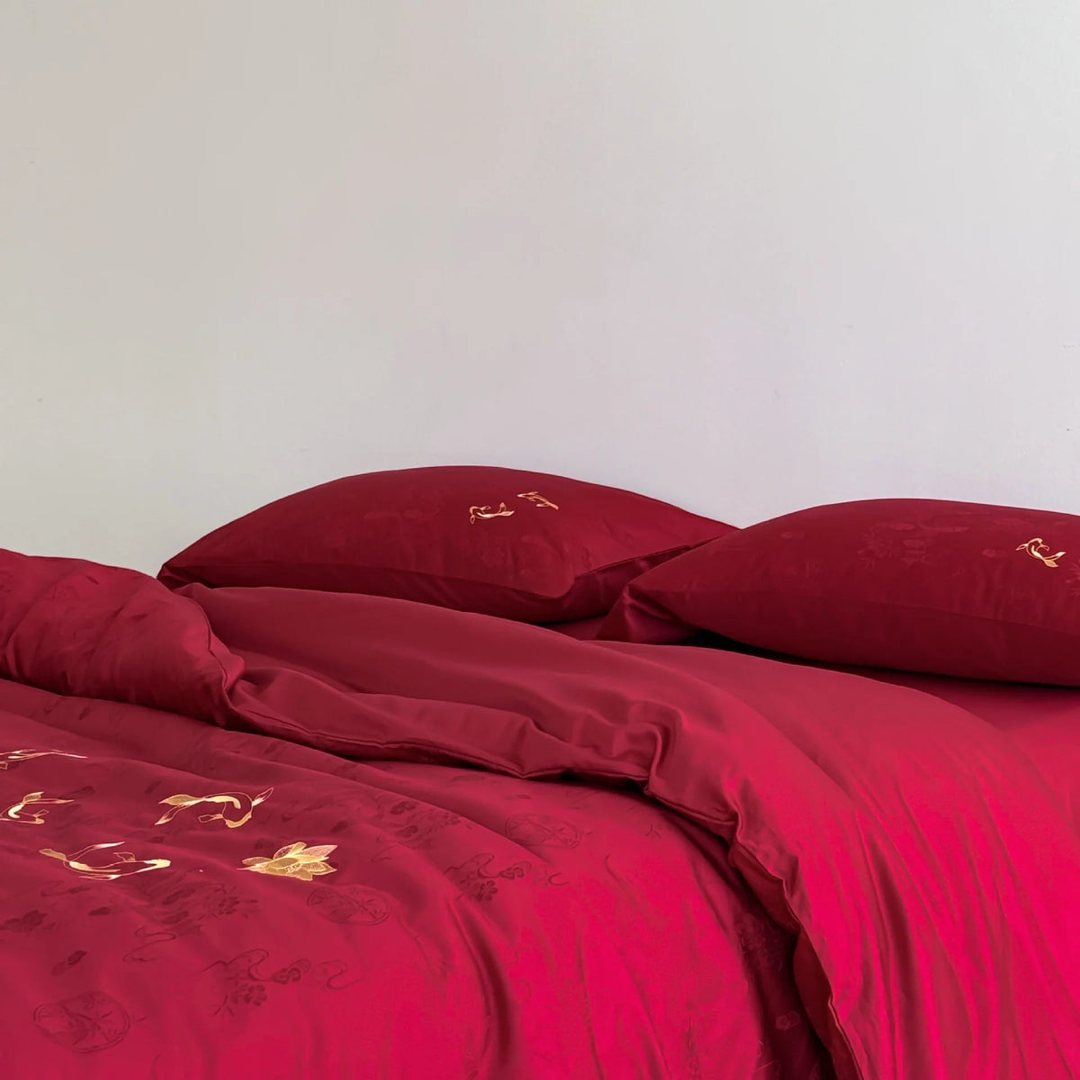 Bedding Set Cotton Satin Embroidered Koi Motifs