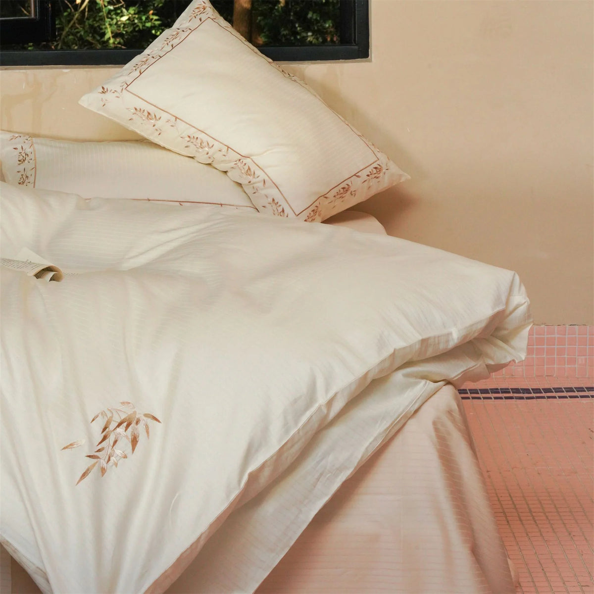 Bedding Set Cotton Satin Embroidered Leaf Four-Piece All-Season