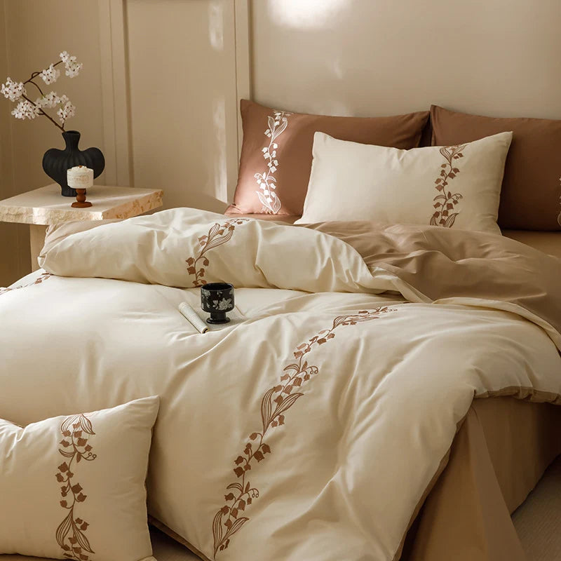 Bedding Set Cotton Satin Floral Embroidery Four-Piece