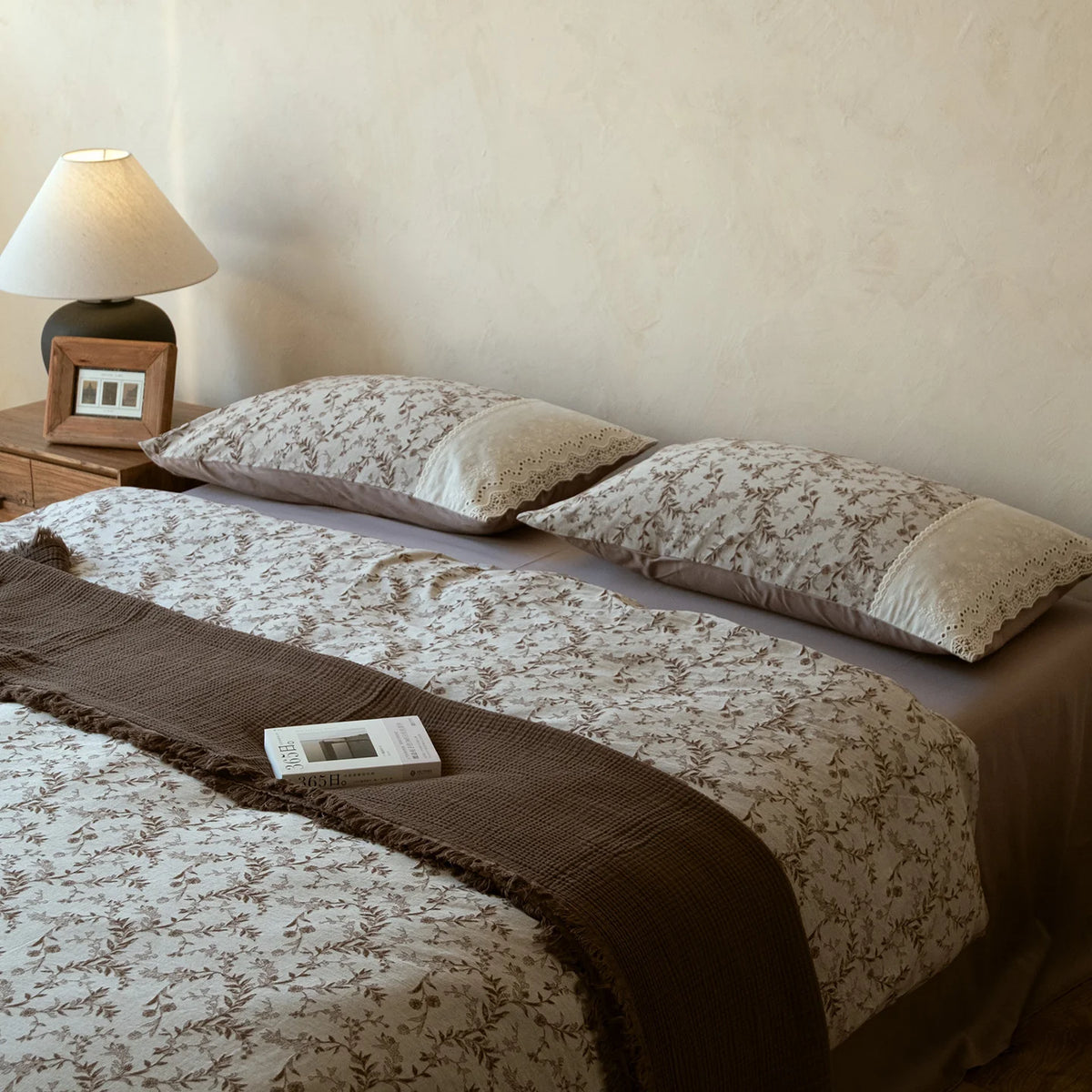 Bedding Set Cotton Satin Floral Jacquard Reversible