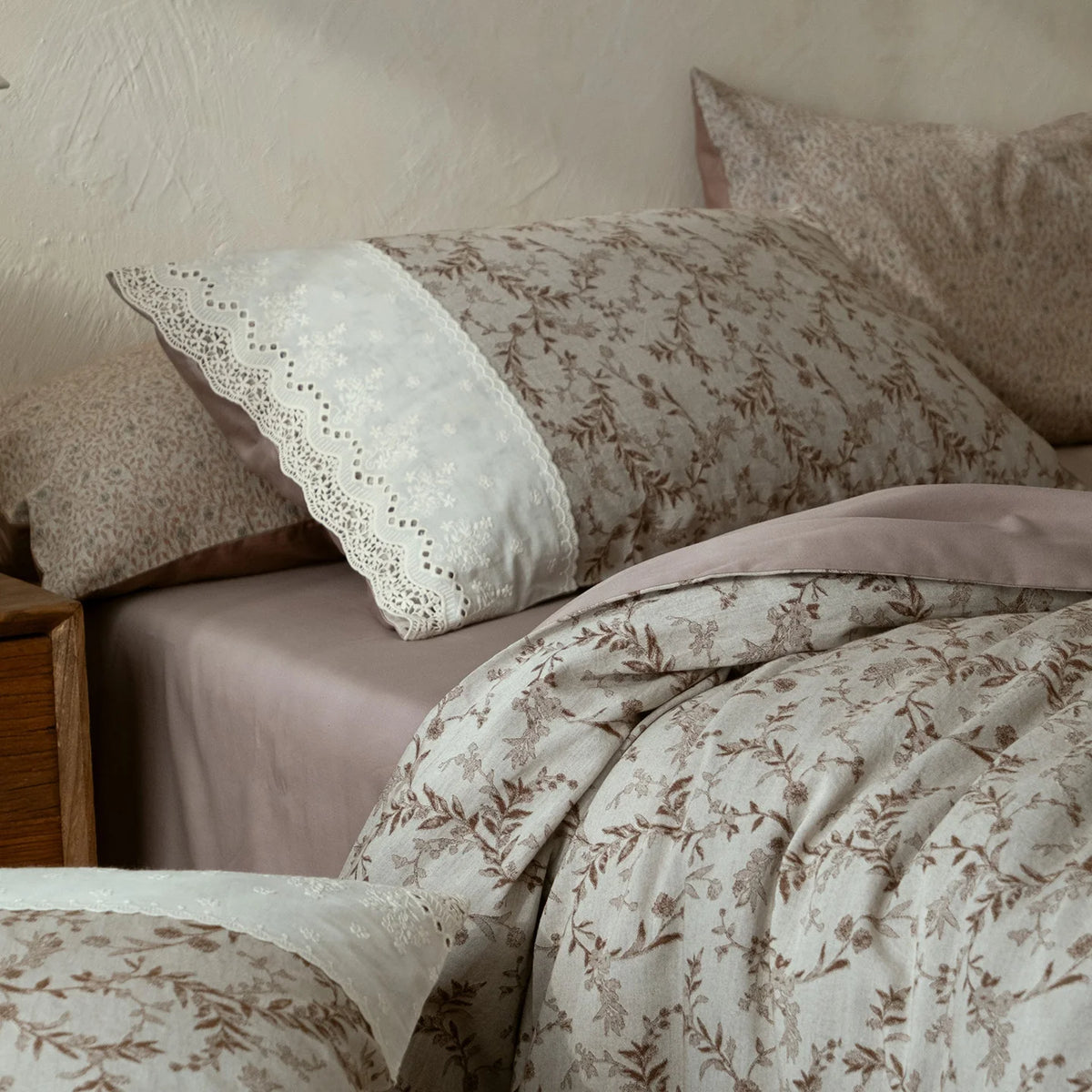 Bedding Set Cotton Satin Floral Jacquard Reversible
