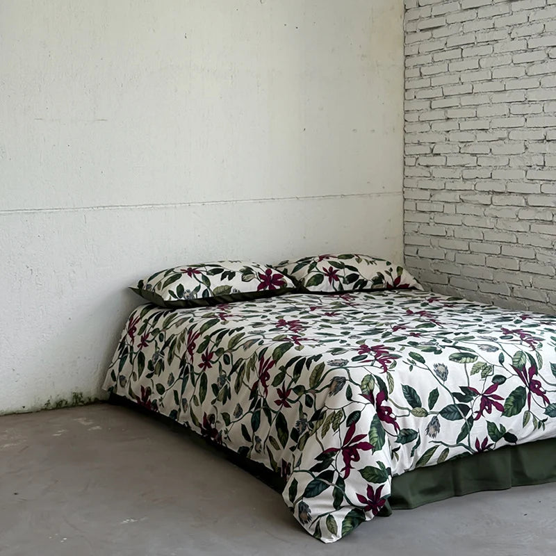 Bedding Set Cotton Satin Reversible Botanical Set of 4