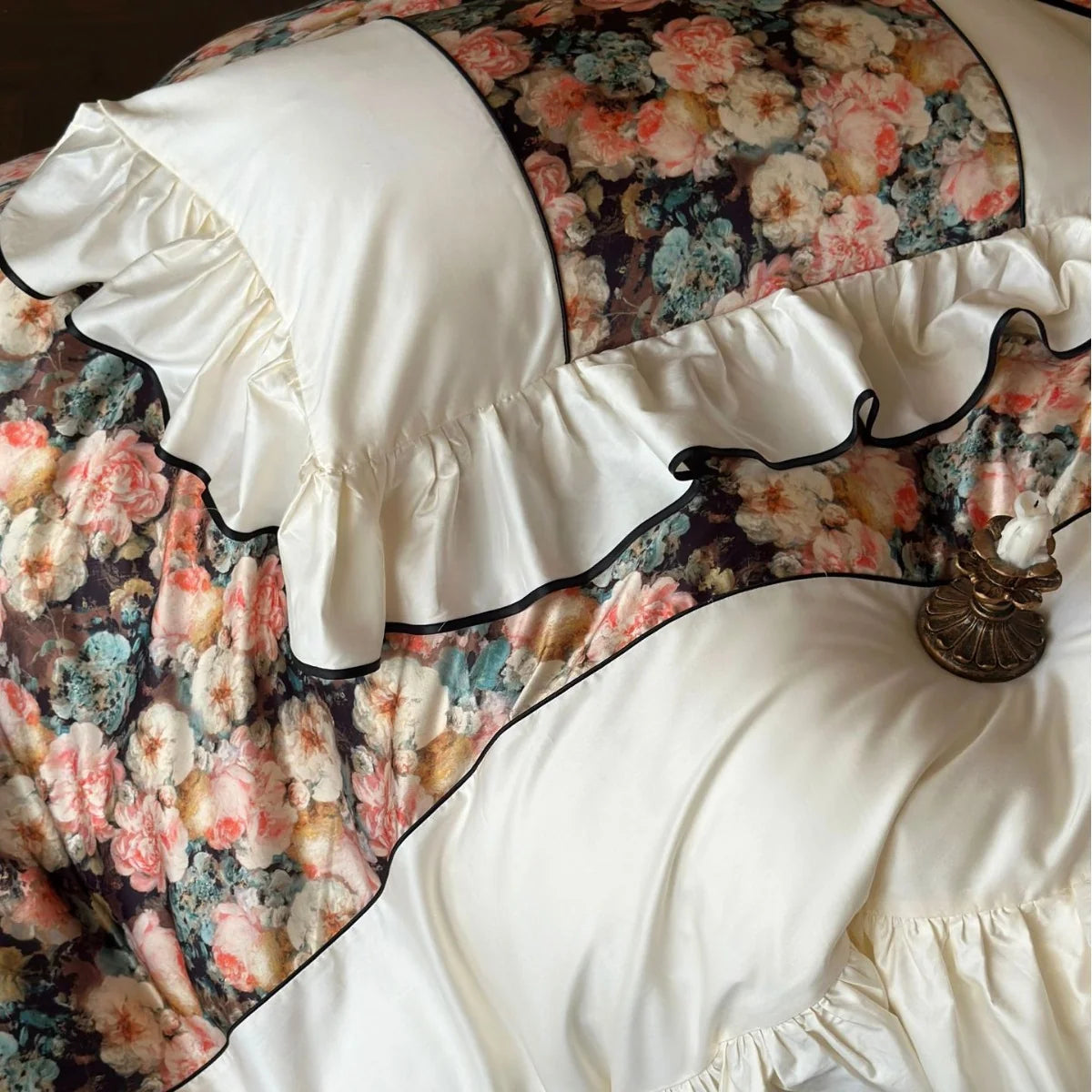Bedding Set Cotton Satin Ruffled Panels & Black Piping