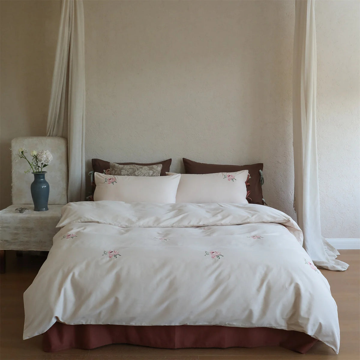 Bedding Set Embroidered Cotton Satin Bow Closure