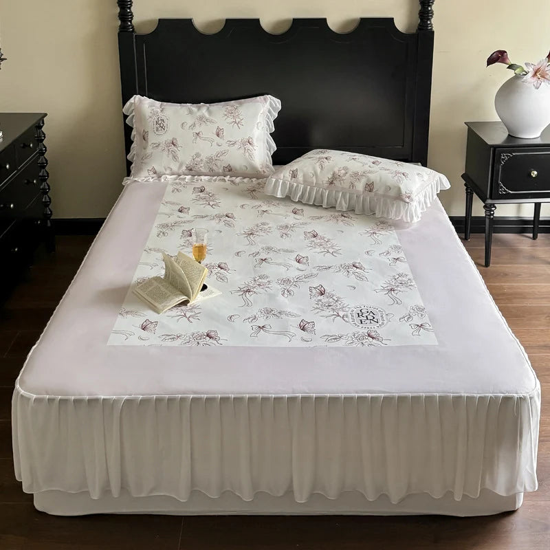 Bedding Set Floral Center Panel & Attached Bed Skirt
