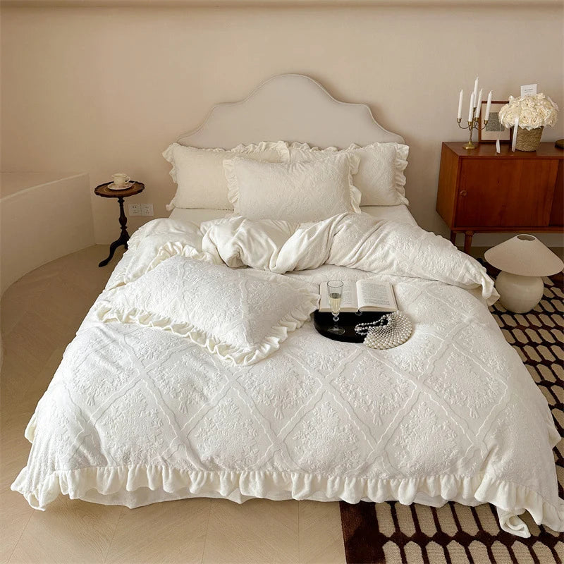 Bedding Set Jacquard Damask & Ruffle Trim