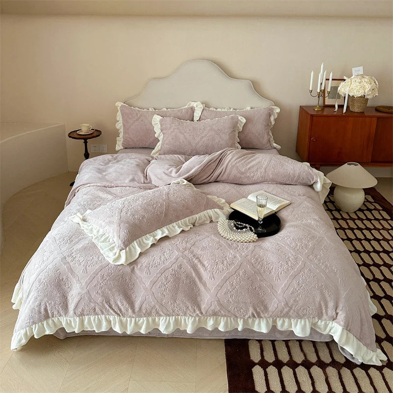 Bedding Set Jacquard Damask & Ruffle Trim