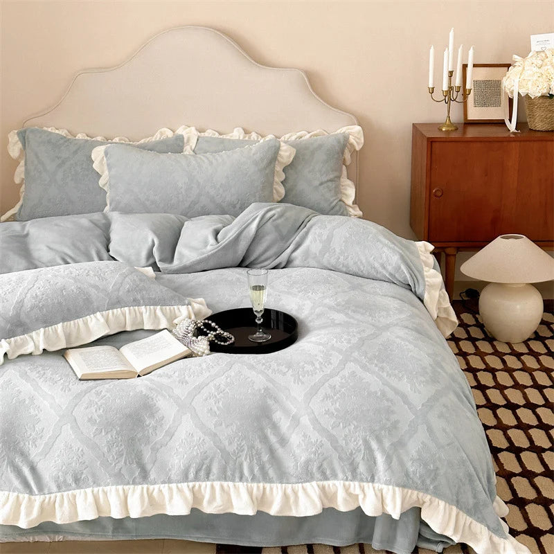 Bedding Set Jacquard Damask & Ruffle Trim
