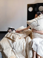 Bedding Set Jacquard Floral Ruffles & Piping