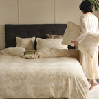 Bedding Set Jacquard Leaf Relief Lightly Quilted Reversible