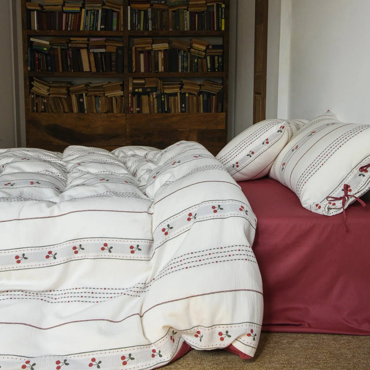 Bedding Set Lightweight Cotton Embroidered Stripes & Pillow Ties