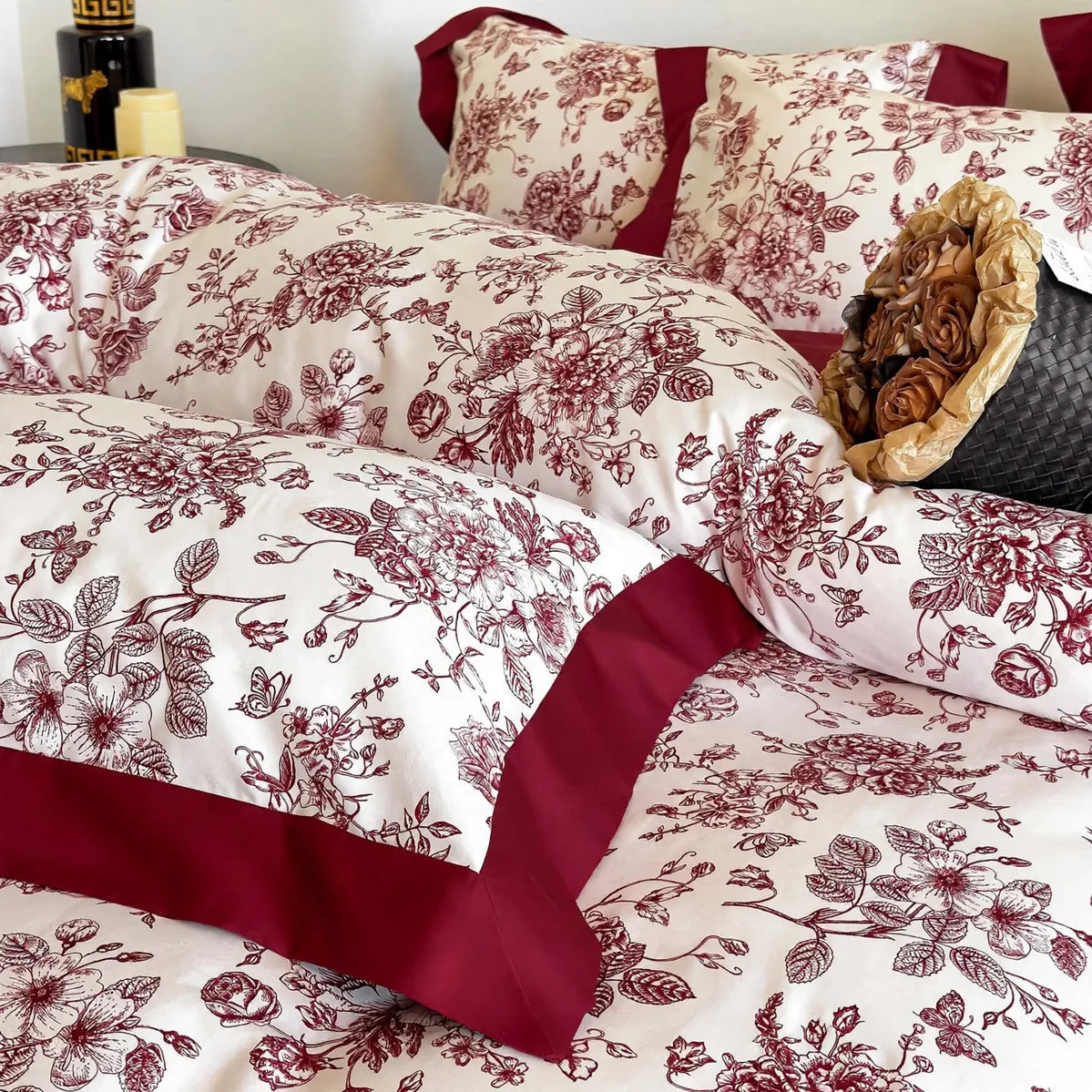 Bedding Set Long-Staple Cotton Embroidered 4-Piece
