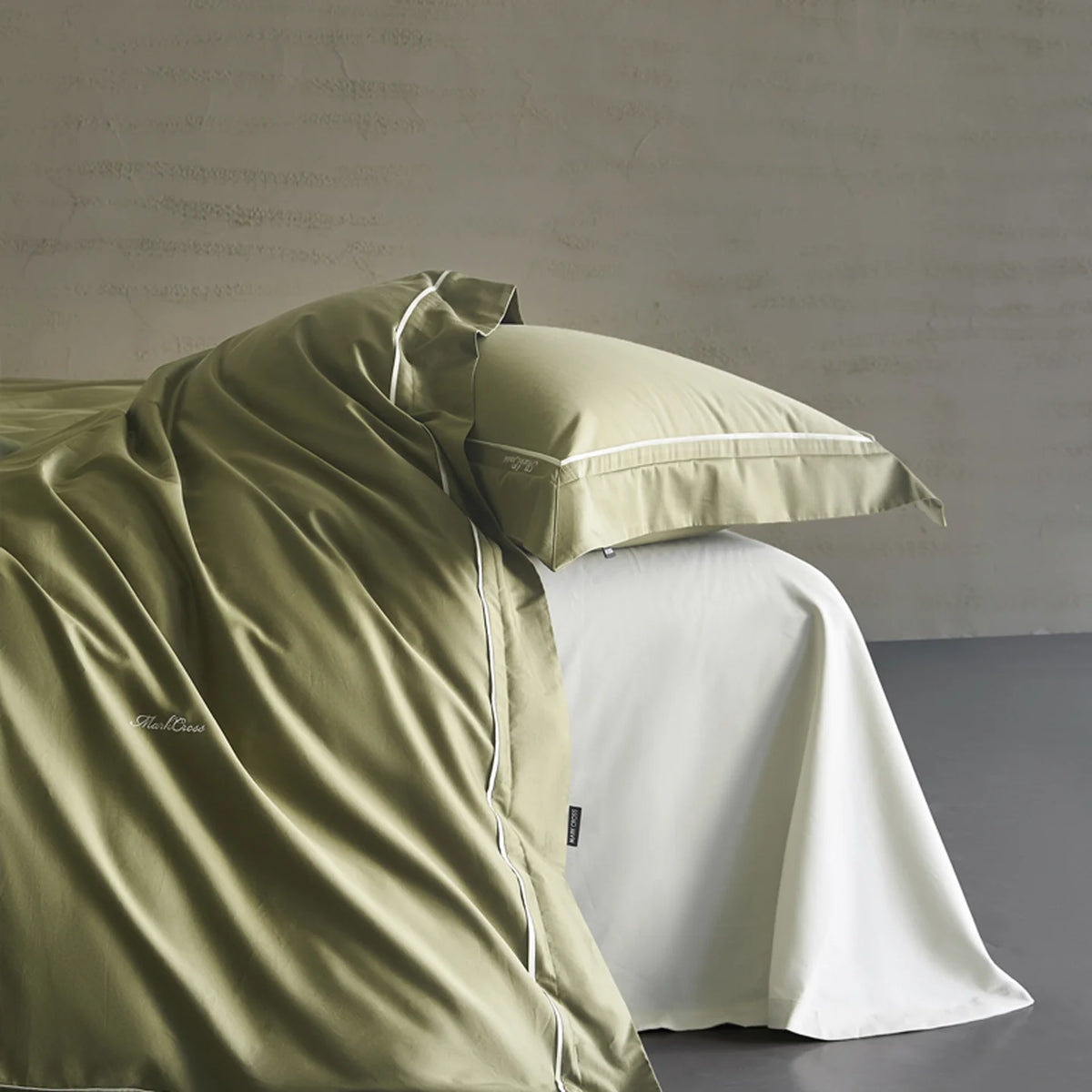 Bedding Set Long-Staple Cotton Embroidered & Reinforced Seams