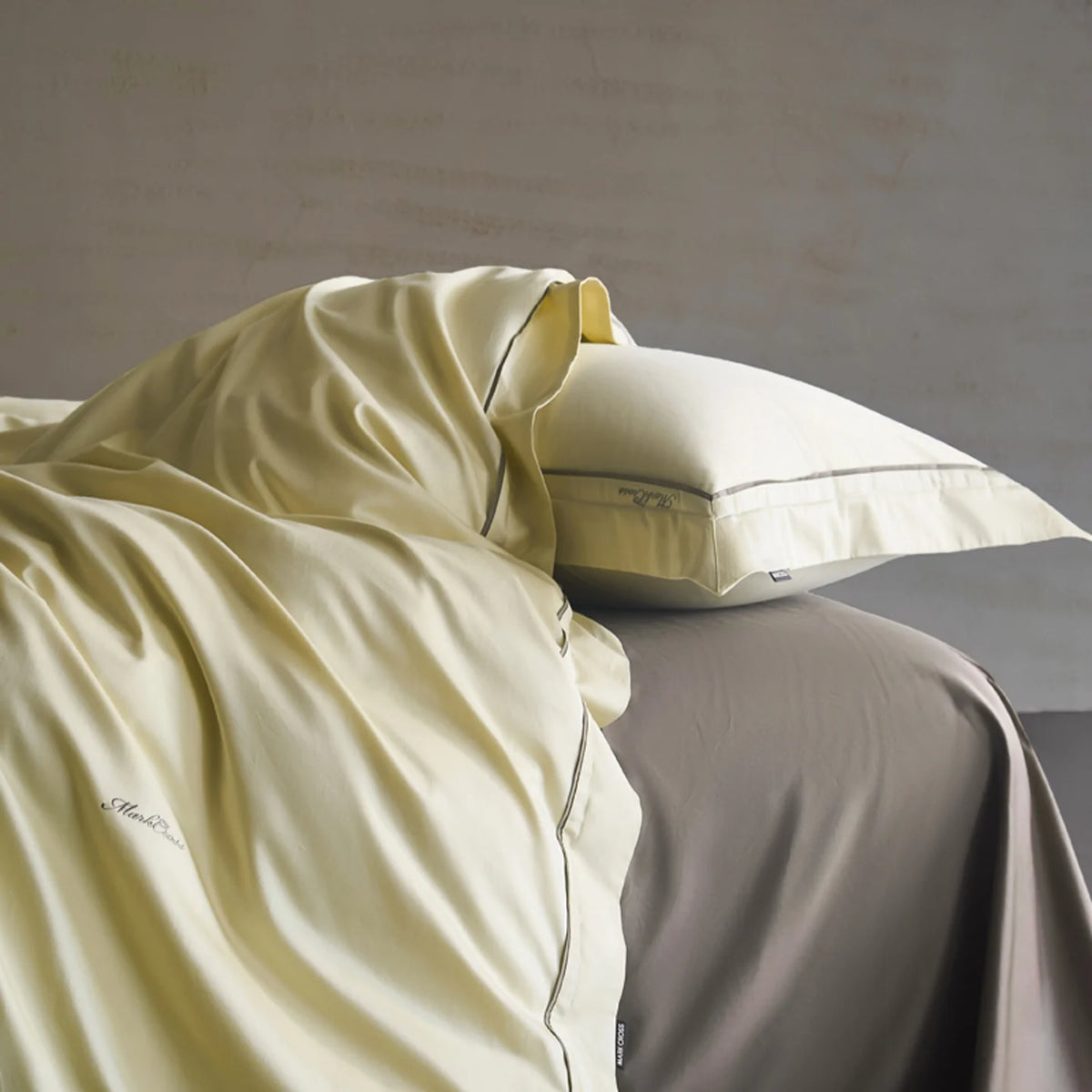 Bedding Set Long-Staple Cotton Embroidered & Reinforced Seams