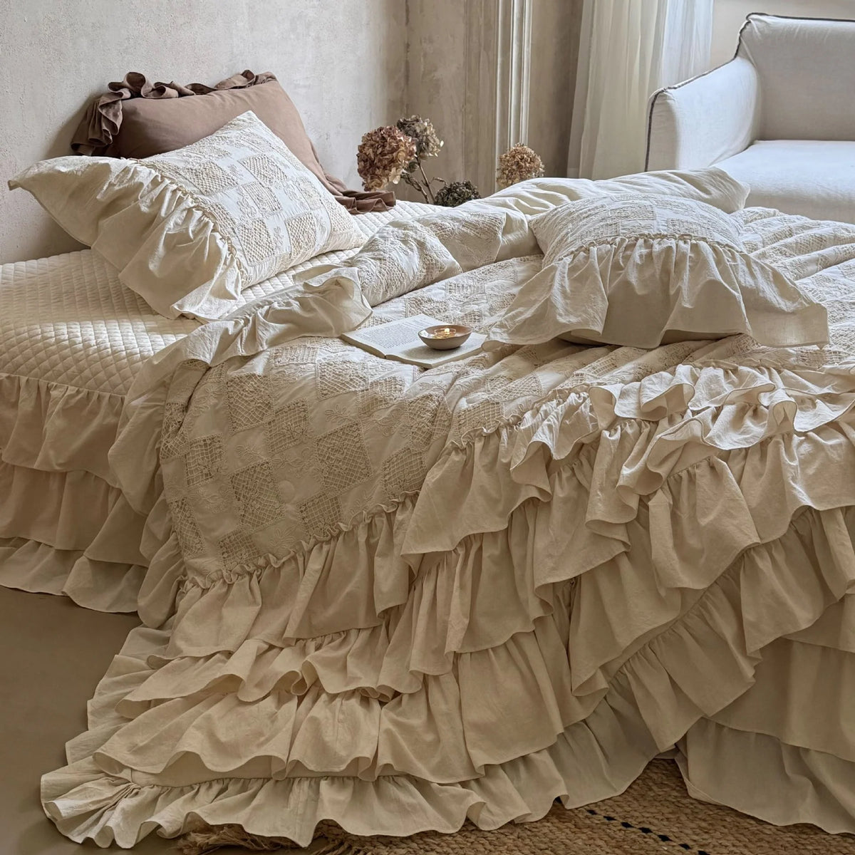 Bedding Set Quilted 100% Cotton Ruffled With Bed Skirt