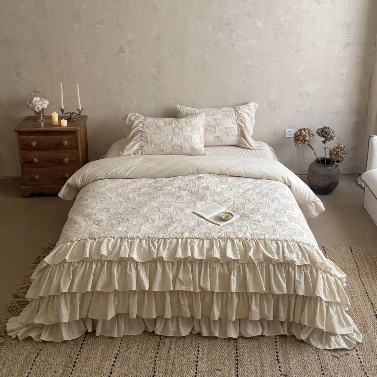 Bedding Set Quilted 100% Cotton Ruffled With Bed Skirt