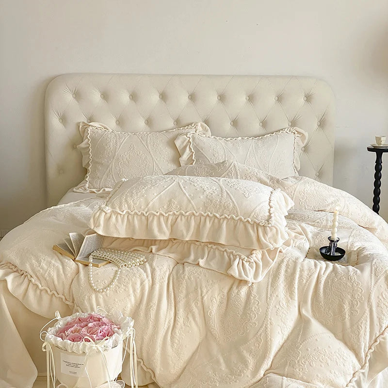 Bedding Set Quilted Jacquard Ruffle Trim