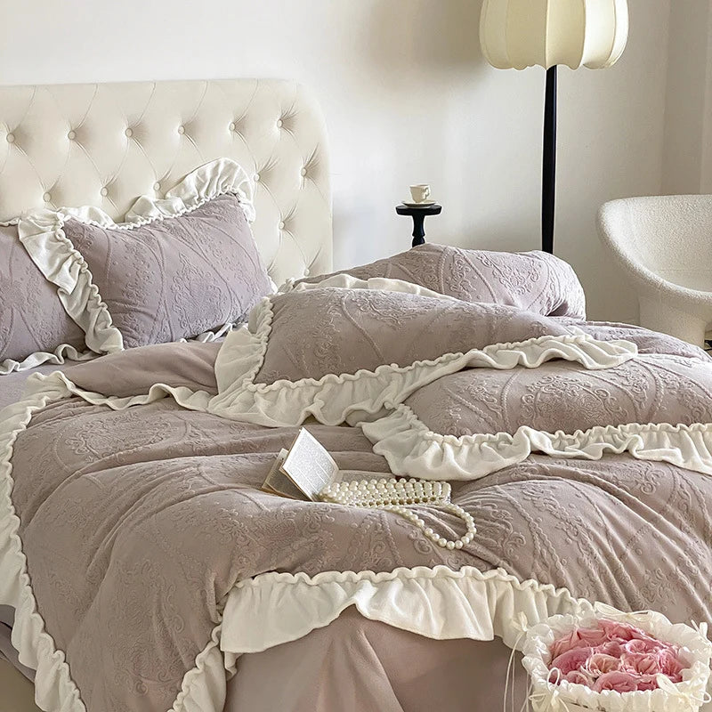 Bedding Set Quilted Jacquard Ruffle Trim