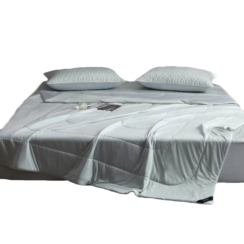 Bedding Set Reversible Satin Quilted Protector Easy Care