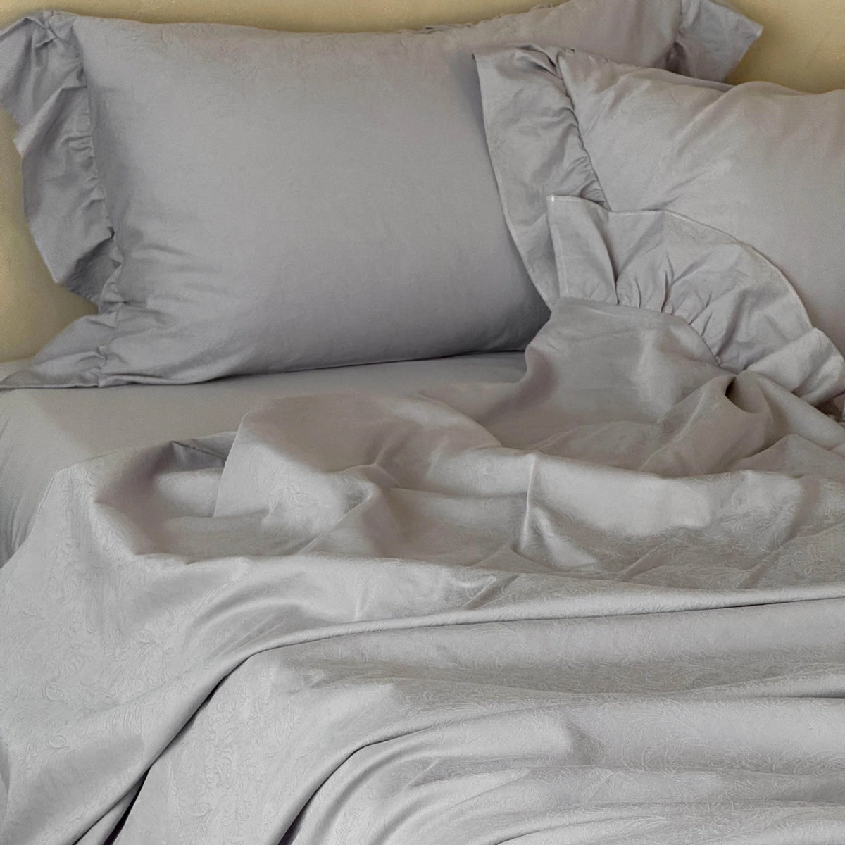 Bedding Set Ruffled Cotton Jacquard Medallion 4 Piece