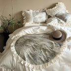 Bedding Set Ruffled Edges & Velvet Heart Appliqué