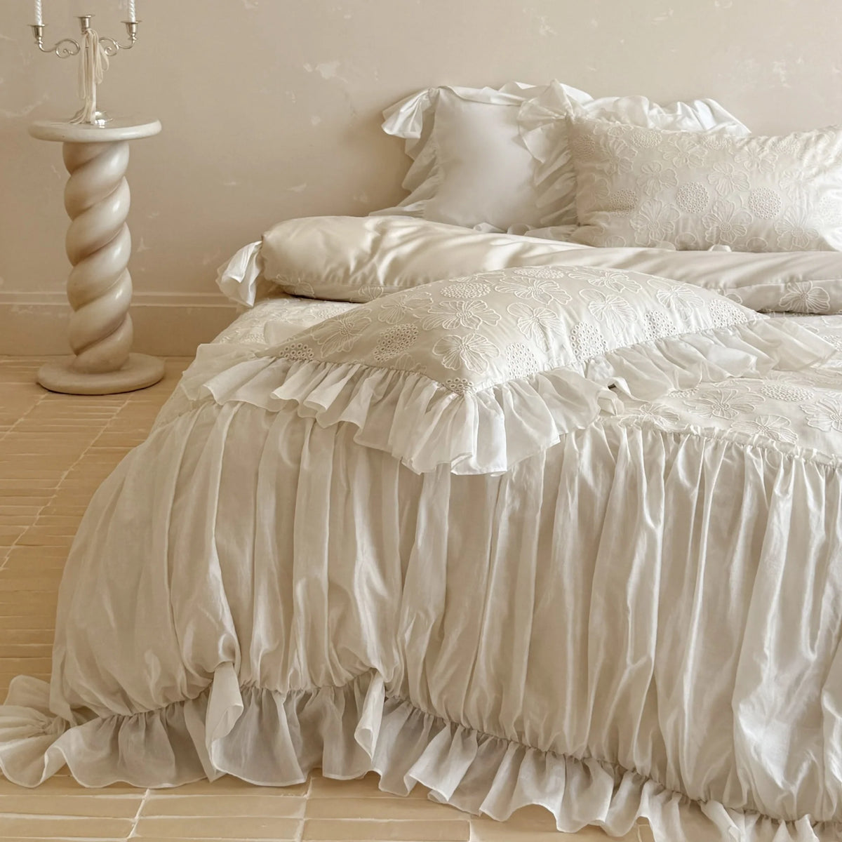 Bedding Set Ruffled Floral Embroidery 4-Piece With Bed Skirt