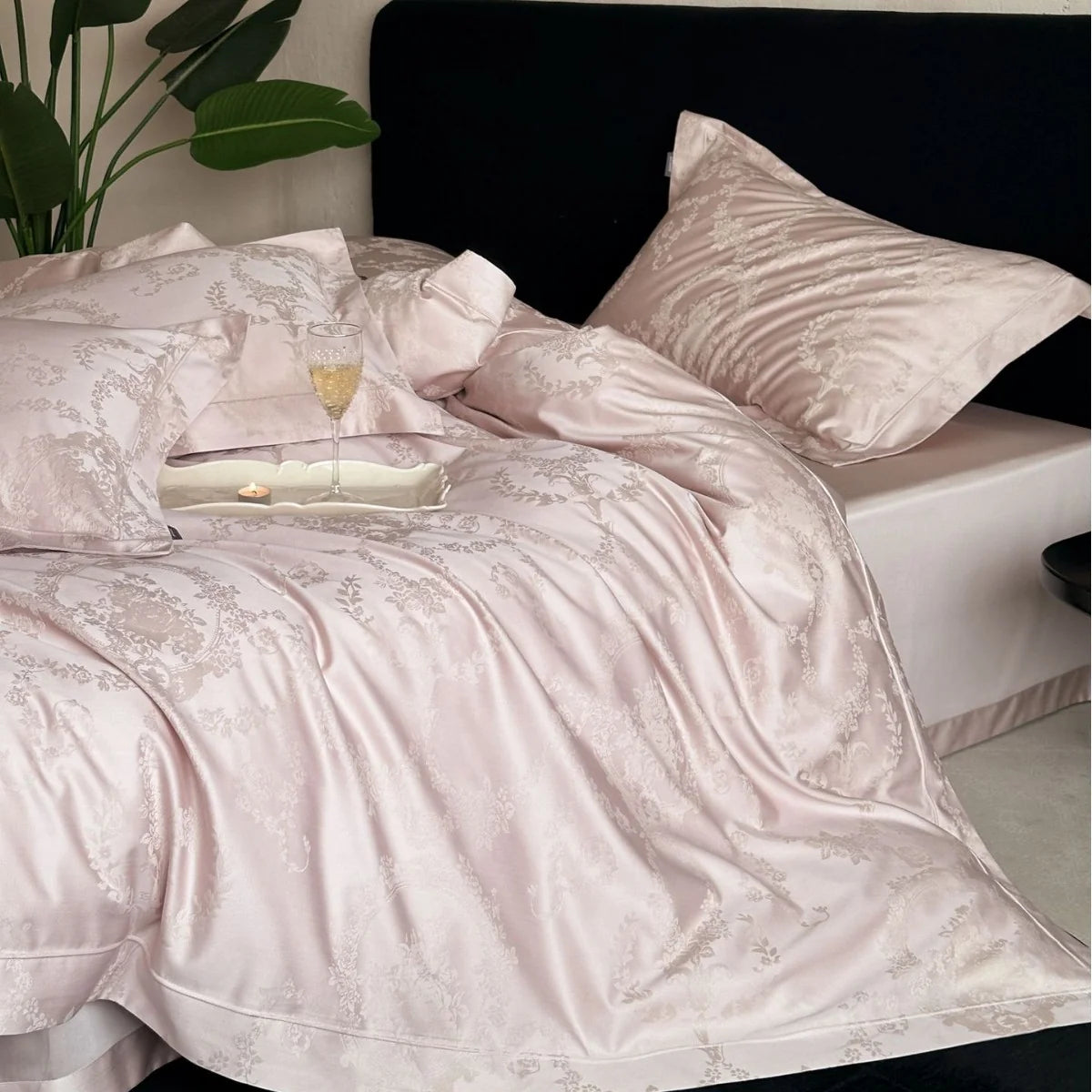 Bedding Set Satin Damask Jacquard Breathable & Temperature-Regulating 4-Piece