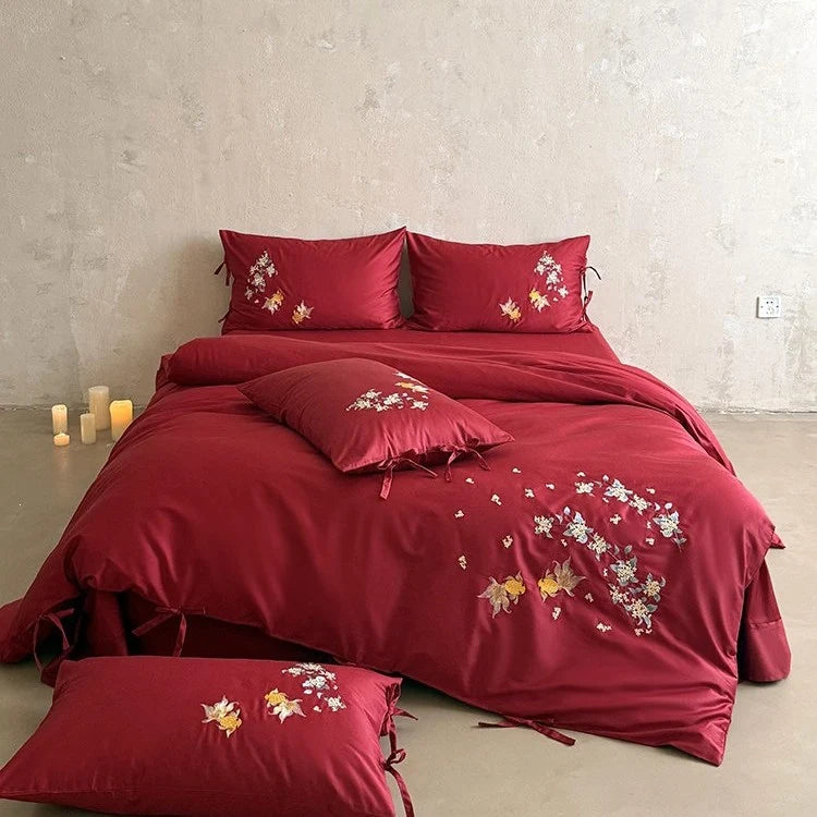 Bedding Set Satin Embroidered Floral & Fish 4 Piece