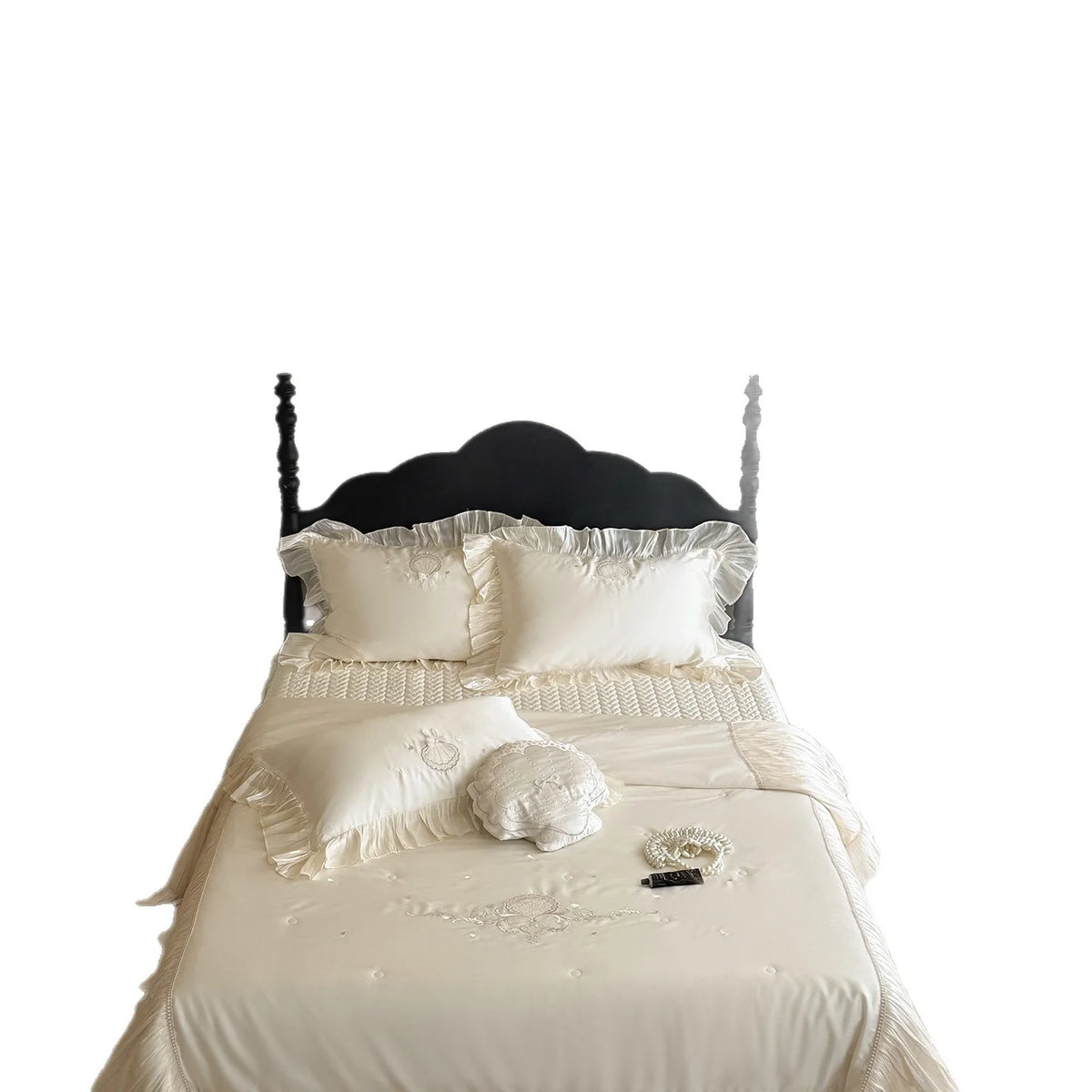 Bedding Set Satin Floral Embroidered Quilted 4-Piece