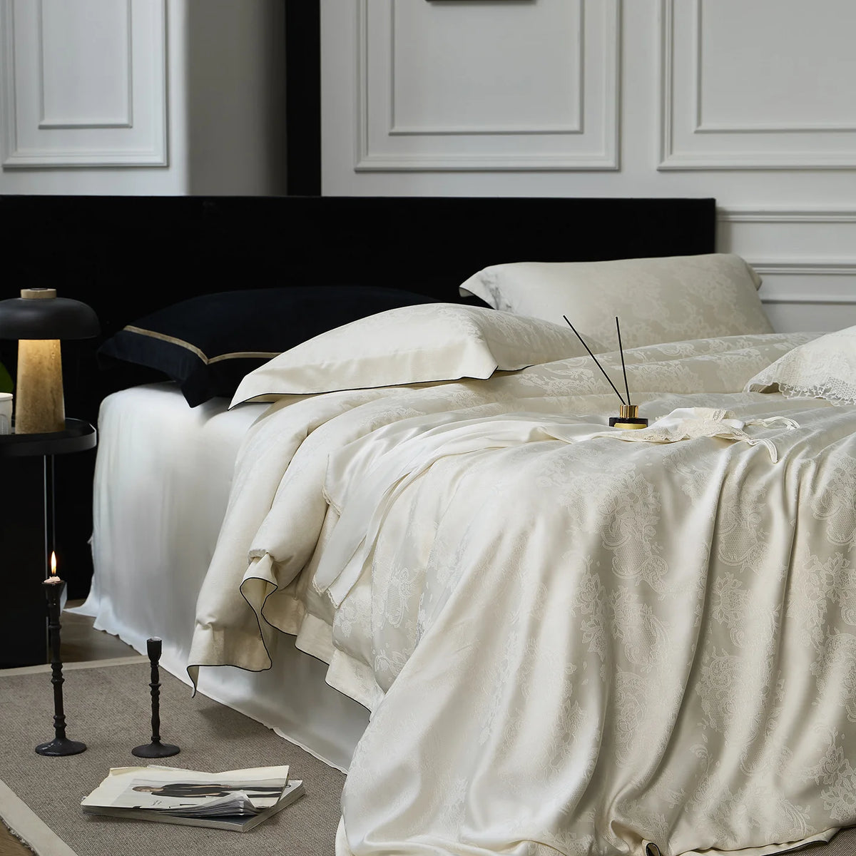 Bedding Set Satin Jacquard Subtle Floral Fine Piping