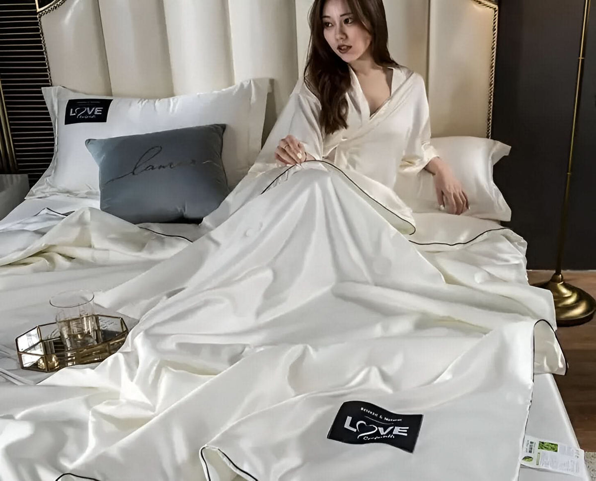 Bedding Set Satin Silk Hypoallergenic & Machine Washable