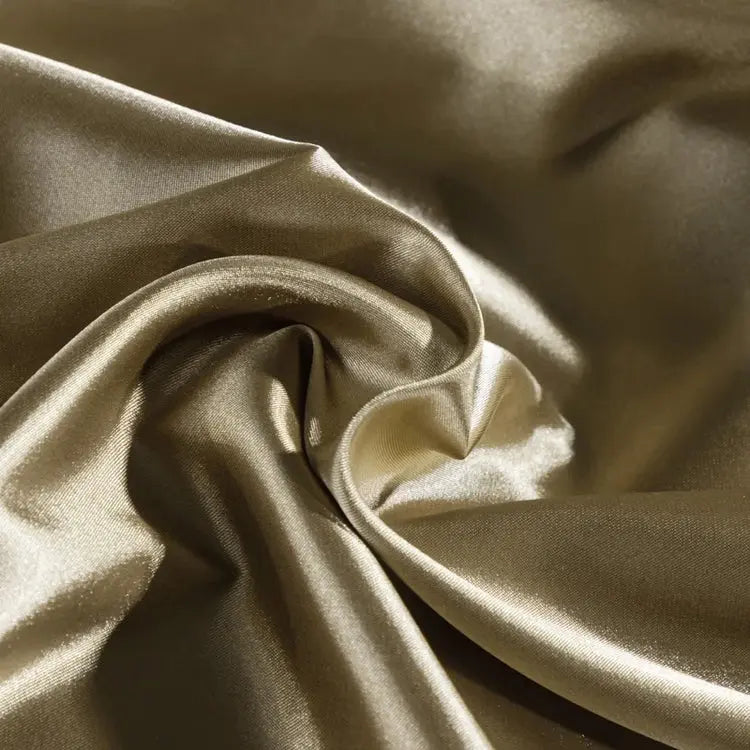 Bedding Set Silky-Smooth Faux Silk Breathable & Wrinkle-Resistant