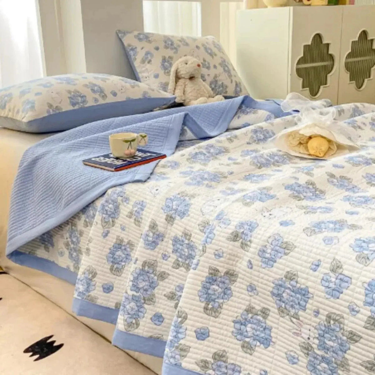 Bedding Set Soft Microfiber Floral Design Hidden Zipper