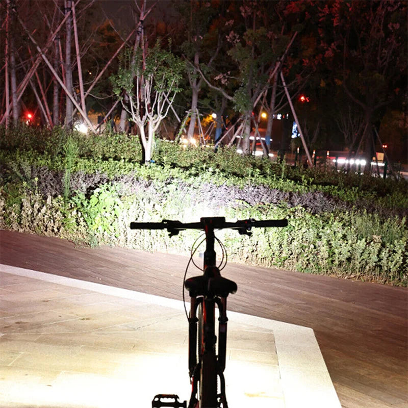 Bicycle Front Light 900 Lumens Wide Beam USB Rechargeable