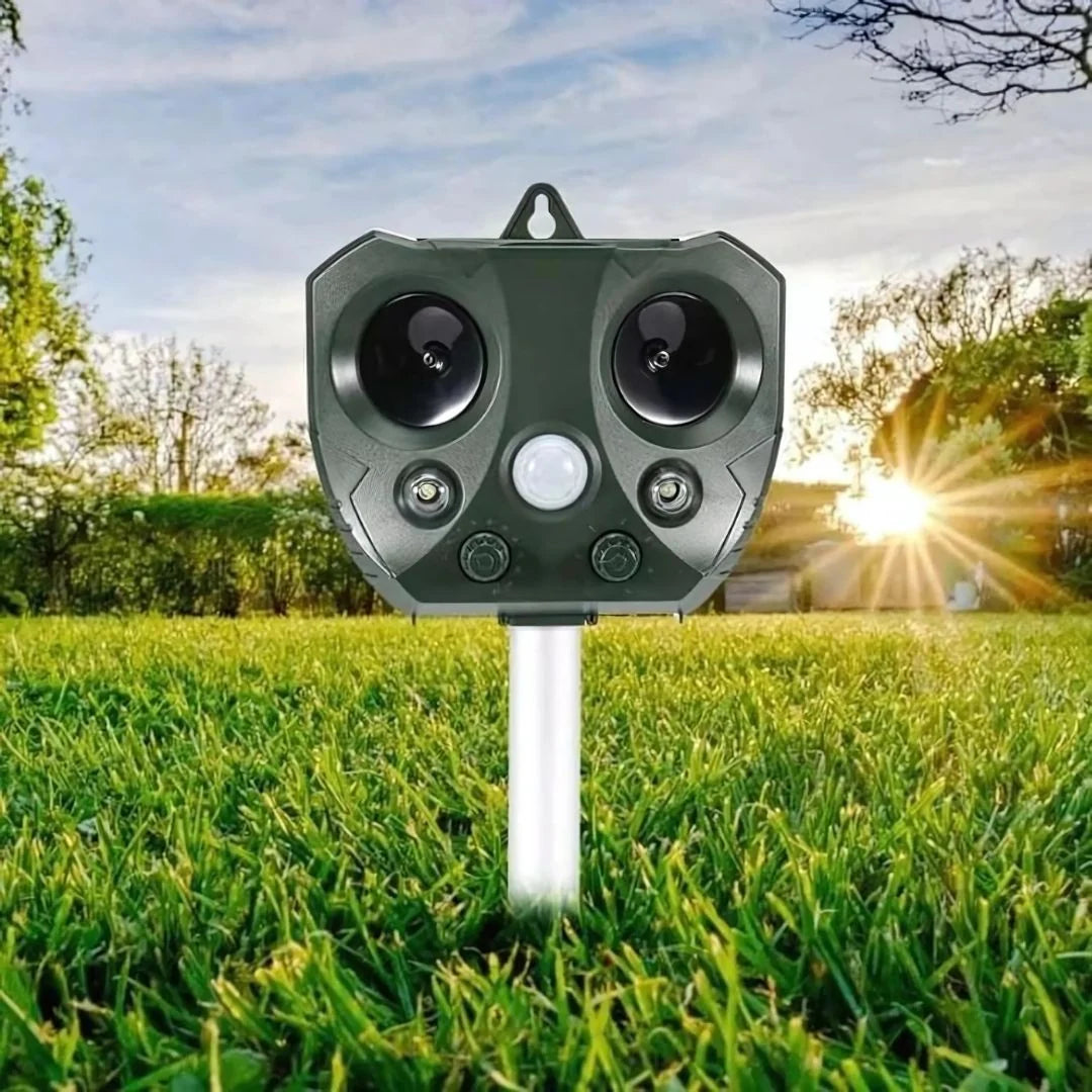 Bird & Pest Repeller Solar Powered Ultrasonic IPX4