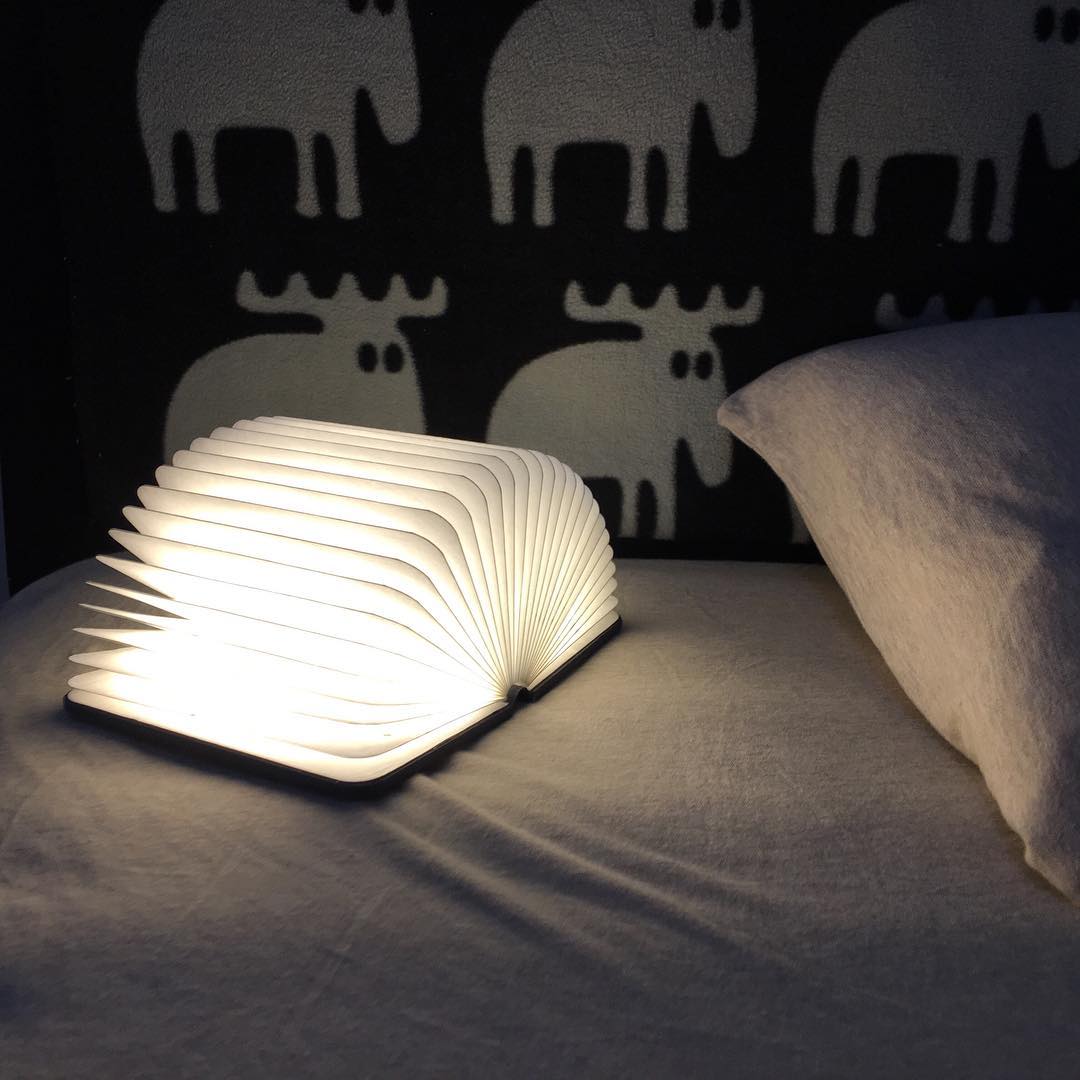 Book Lamp Foldable Wooden Cover Rechargeable LED