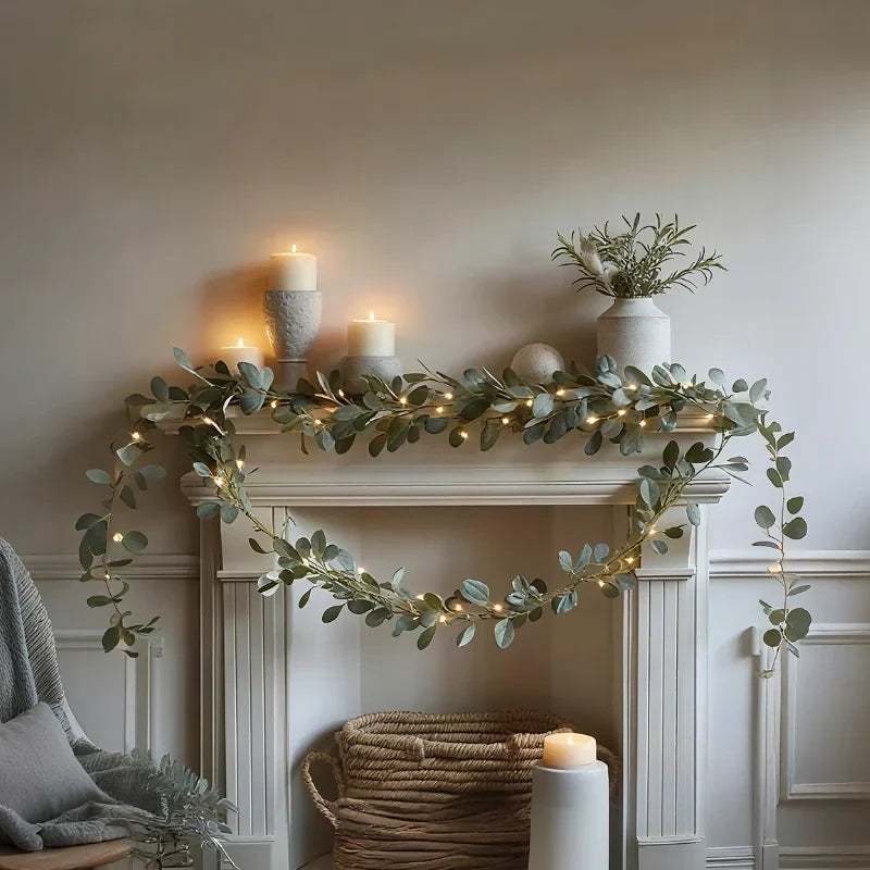 Botanical Garland Light Warm White Solar & Battery