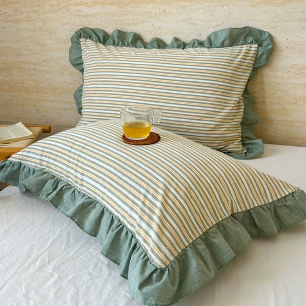 Breathable Microfiber Blend Striped Ruffled Lace Queen Pillowcase