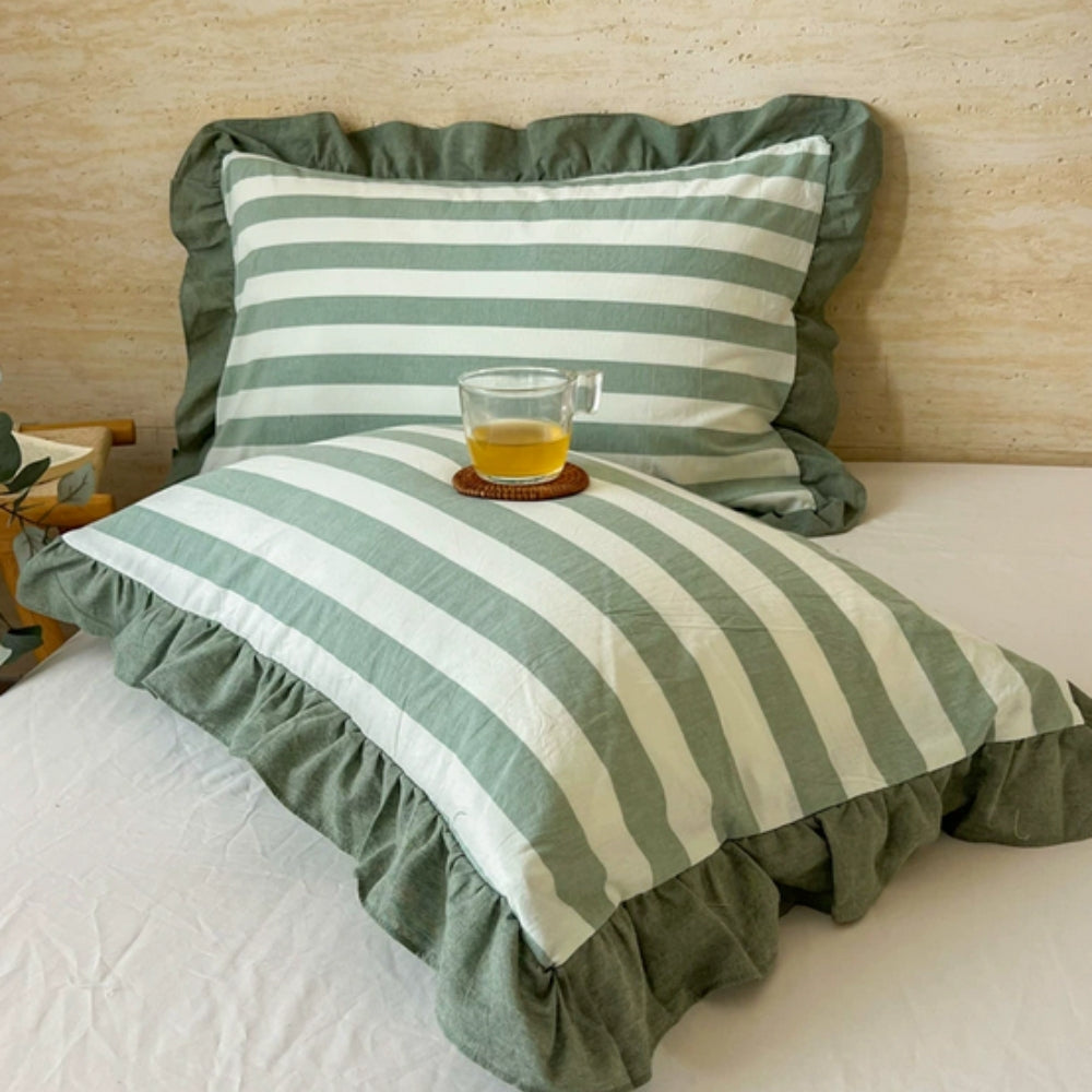 Breathable Microfiber Blend Striped Ruffled Lace Queen Pillowcase