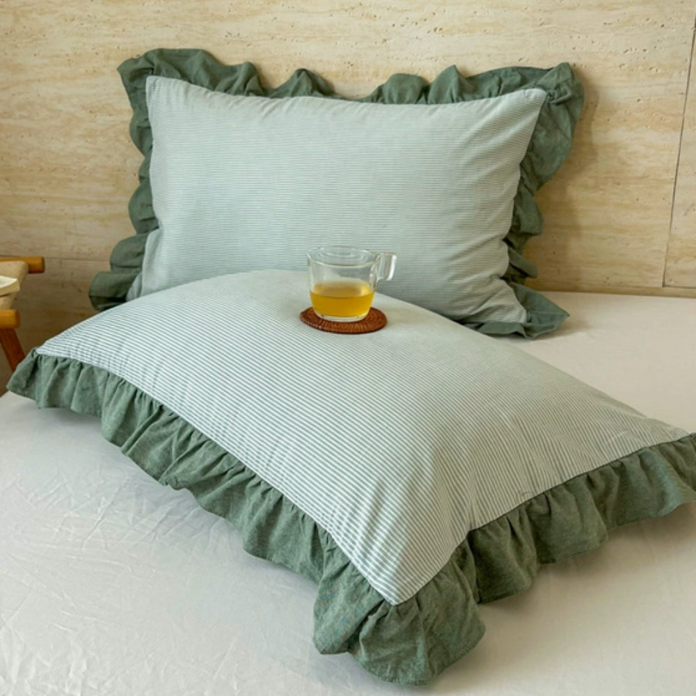 Breathable Microfiber Blend Striped Ruffled Lace Queen Pillowcase