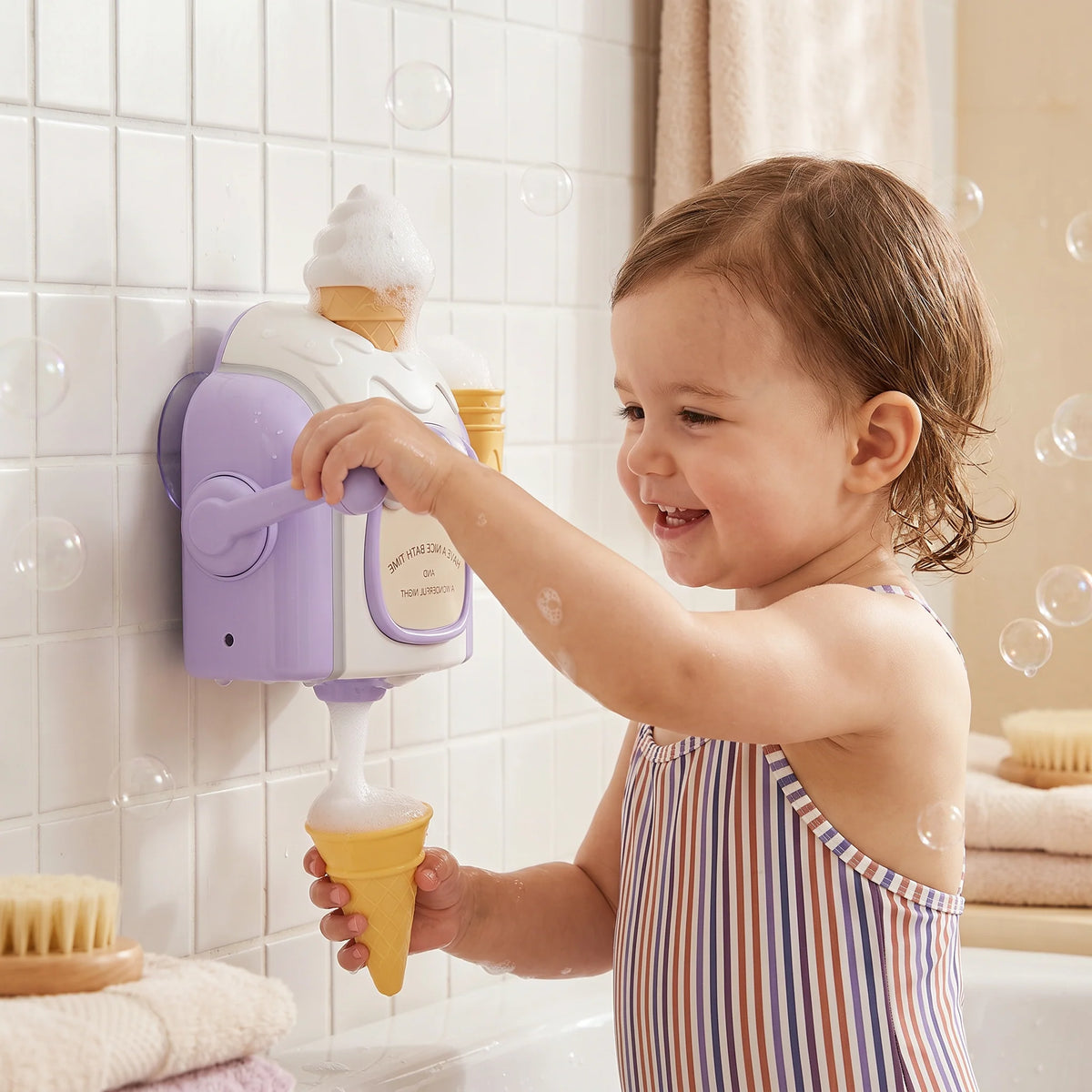 Bubble Maker Ice Cream Cone Suction Cup Battery Operated