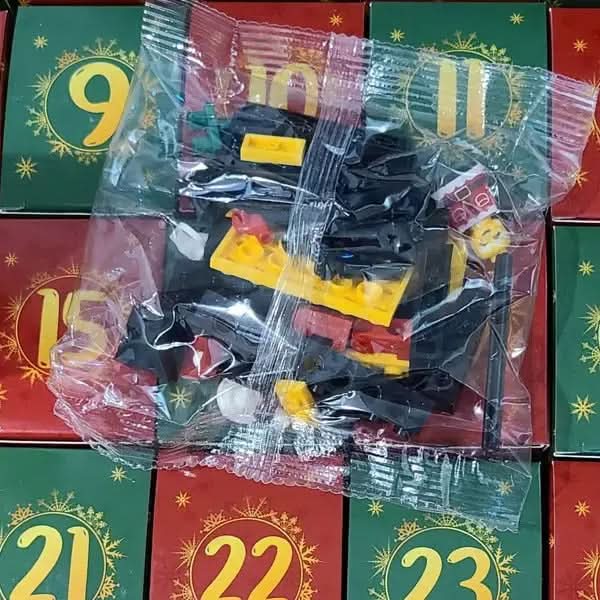 Building Block Advent Calendar 24-Day Creative Play