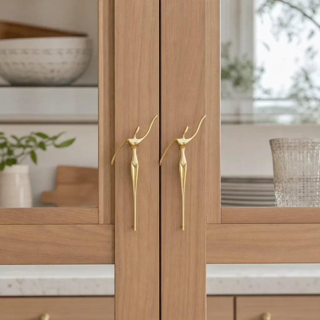 Cabinet Handle Solid Brass Thinker Design