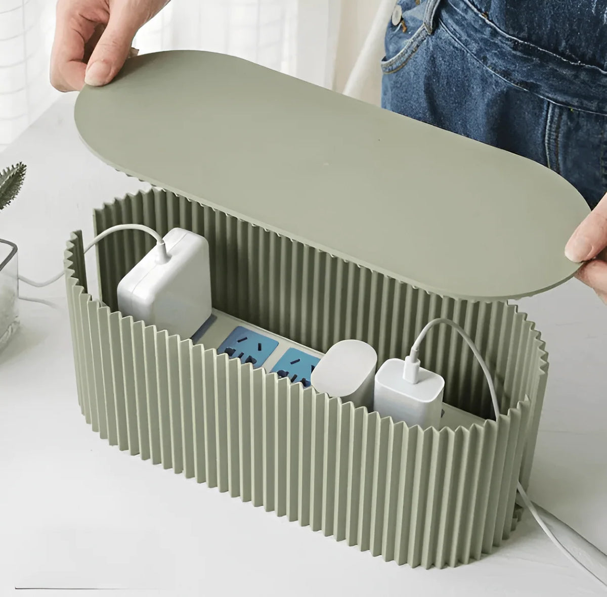 Cable Management Box Ribbed Design & Flat Lid 11x33cm