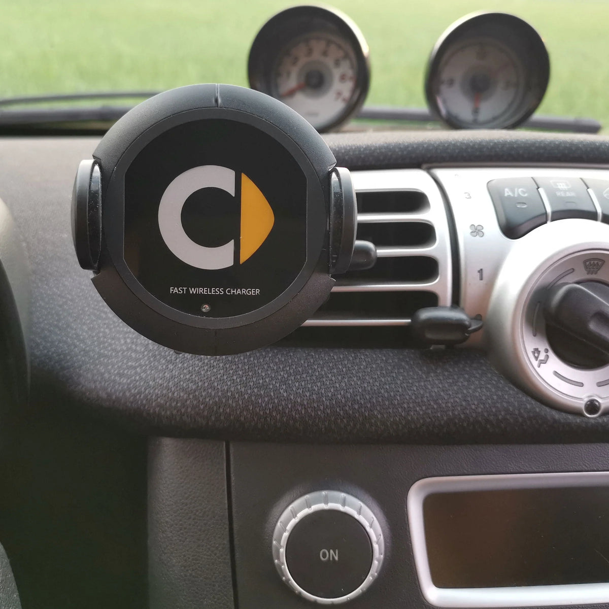 Car Wireless Charger Fast Qi Hands-Free Mount