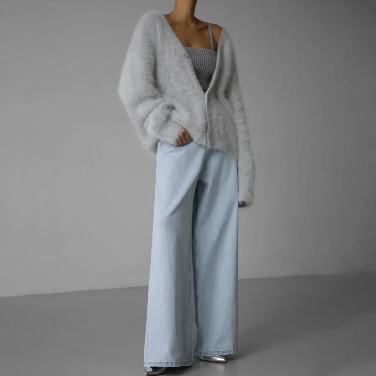 Cardigan V-Neck Fluffy Knit Natural Fiber