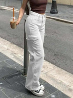 Cargo Jeans Relaxed Fit & Utility Pockets