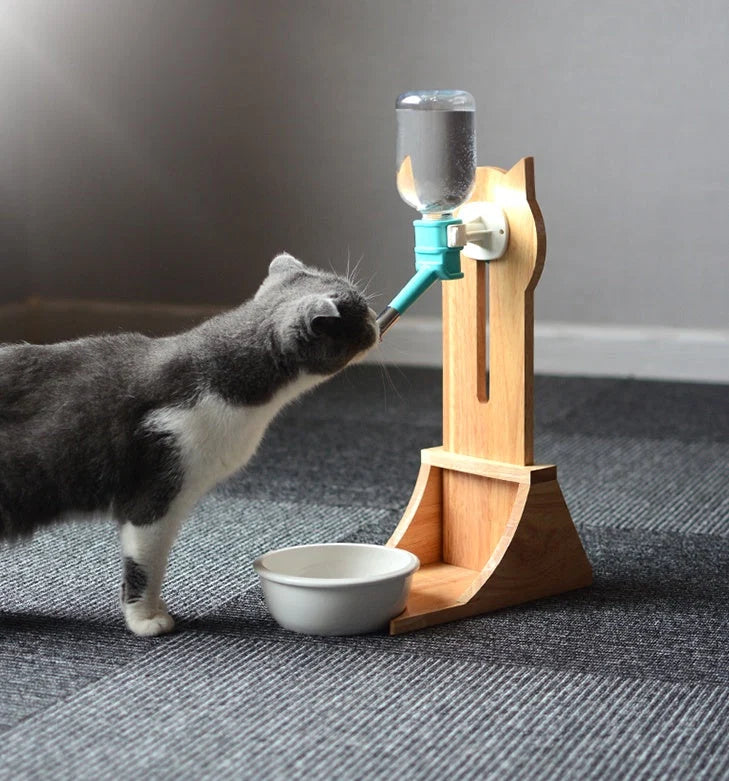 Cat Water Dispenser Continuous Flow Bamboo & Oak Holder